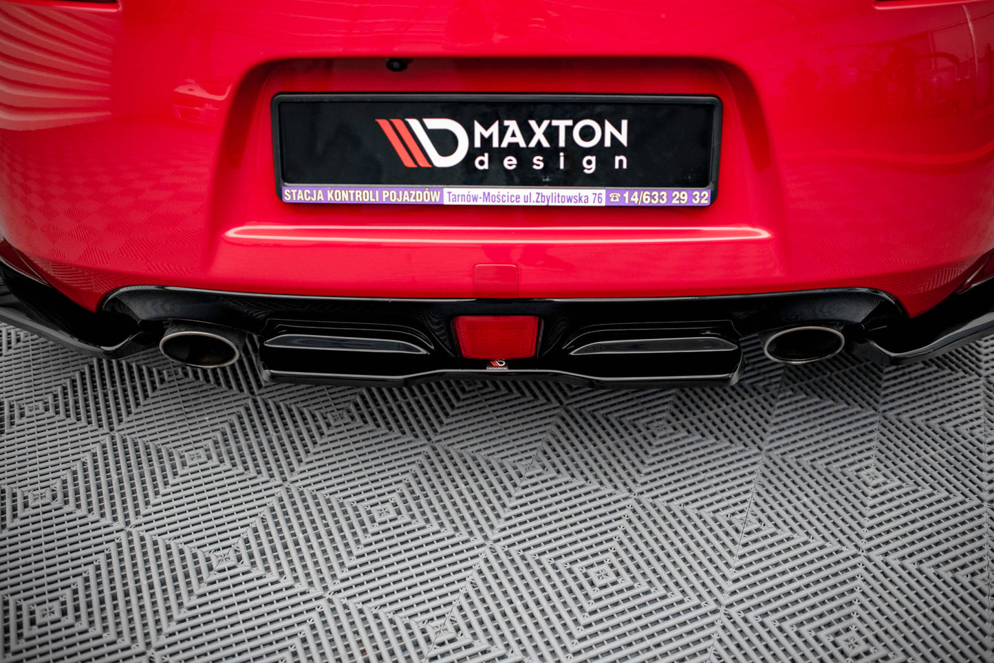 Mittlerer Diffusor Heck Ansatz V.2 für Nissan 370Z  Carbon Look