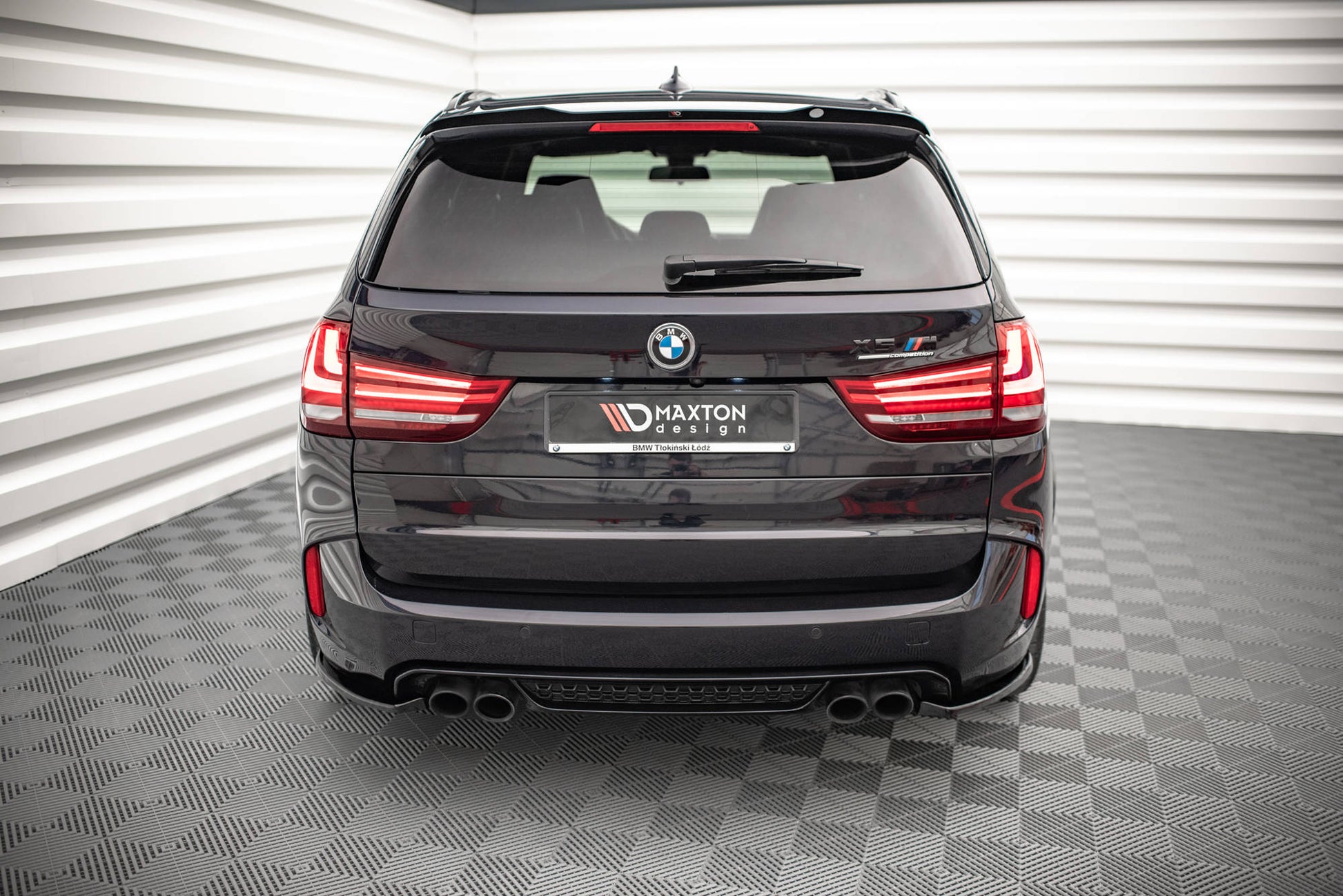 Heck Ansatz Flaps Diffusor für BMW X5 M F15 schwarz Hochglanz