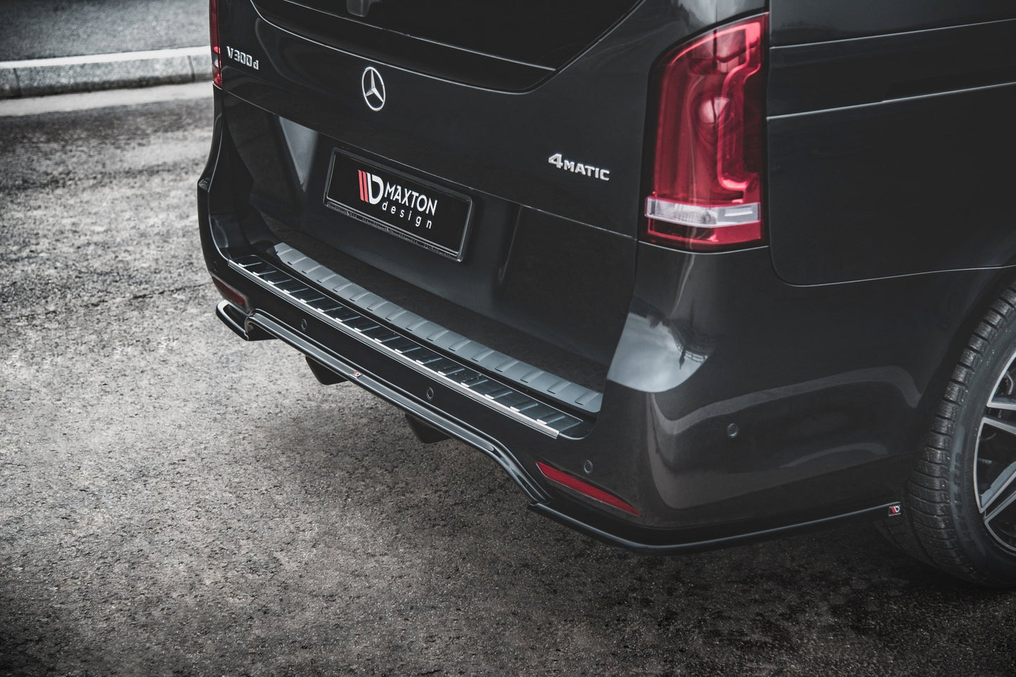 Diffusor Heck Ansatz für Mercedes-Benz V-Klasse AMG-Line W447 Facelift schwarz Hochglanz