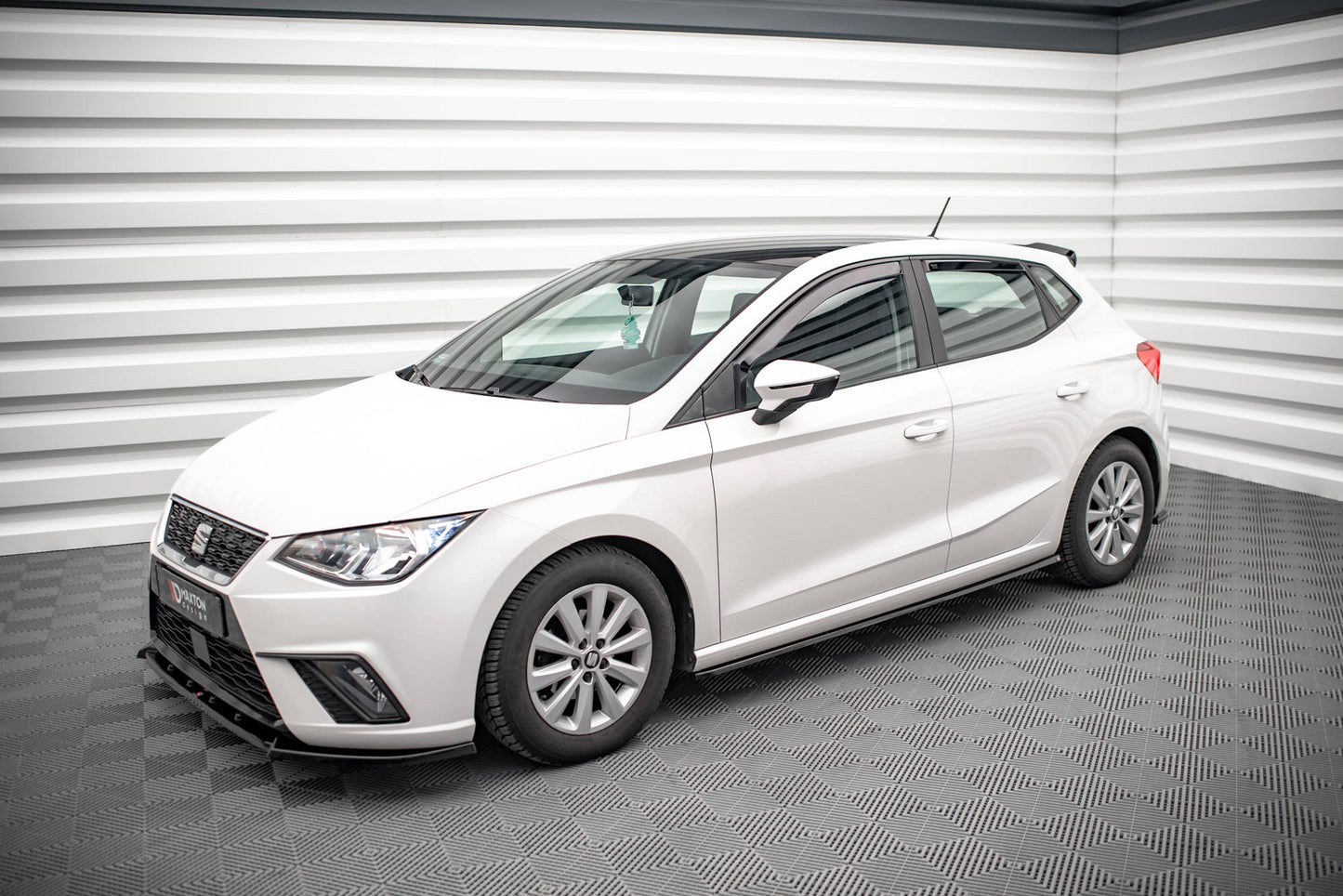 Seitenschweller Ansatz für V.1 für Seat Ibiza FR/ Standard Mk5 Carbon Look