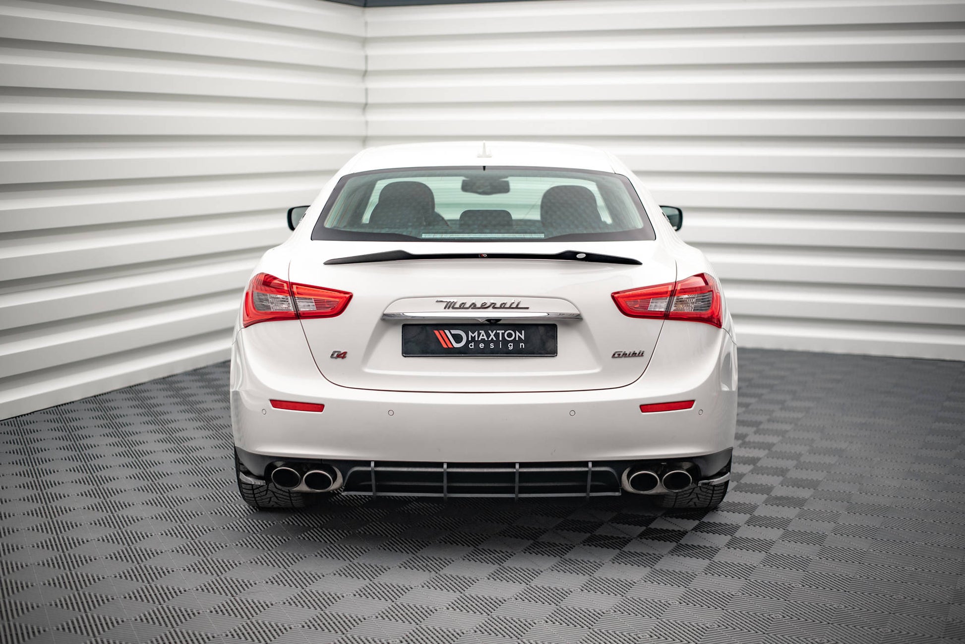 Spoiler CAP für Maserati Ghibli Mk3 schwarz matt