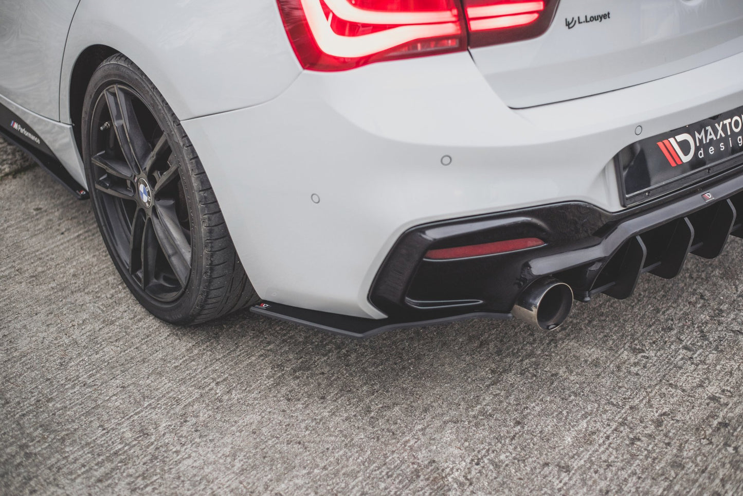 Robuste Racing Heck Ansatz Flaps Diffusor V.3 für BMW 1er F20 M140i