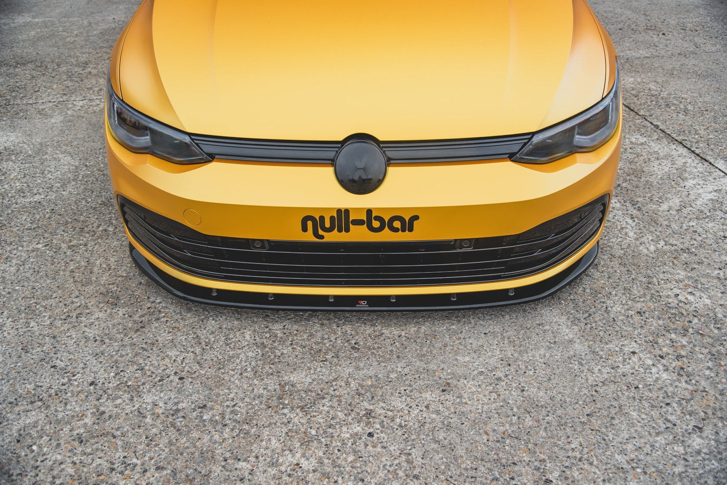 Front Ansatz V.1 für VW Golf 8  schwarz Hochglanz