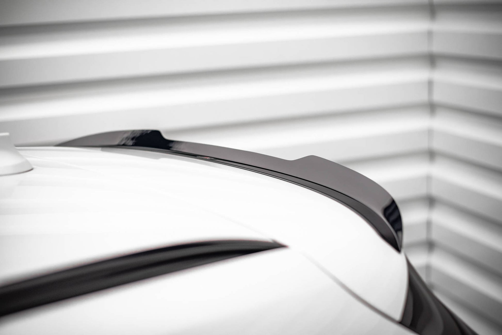 Spoiler CAP für BMW X1 M-Paket F48 schwarz Hochglanz