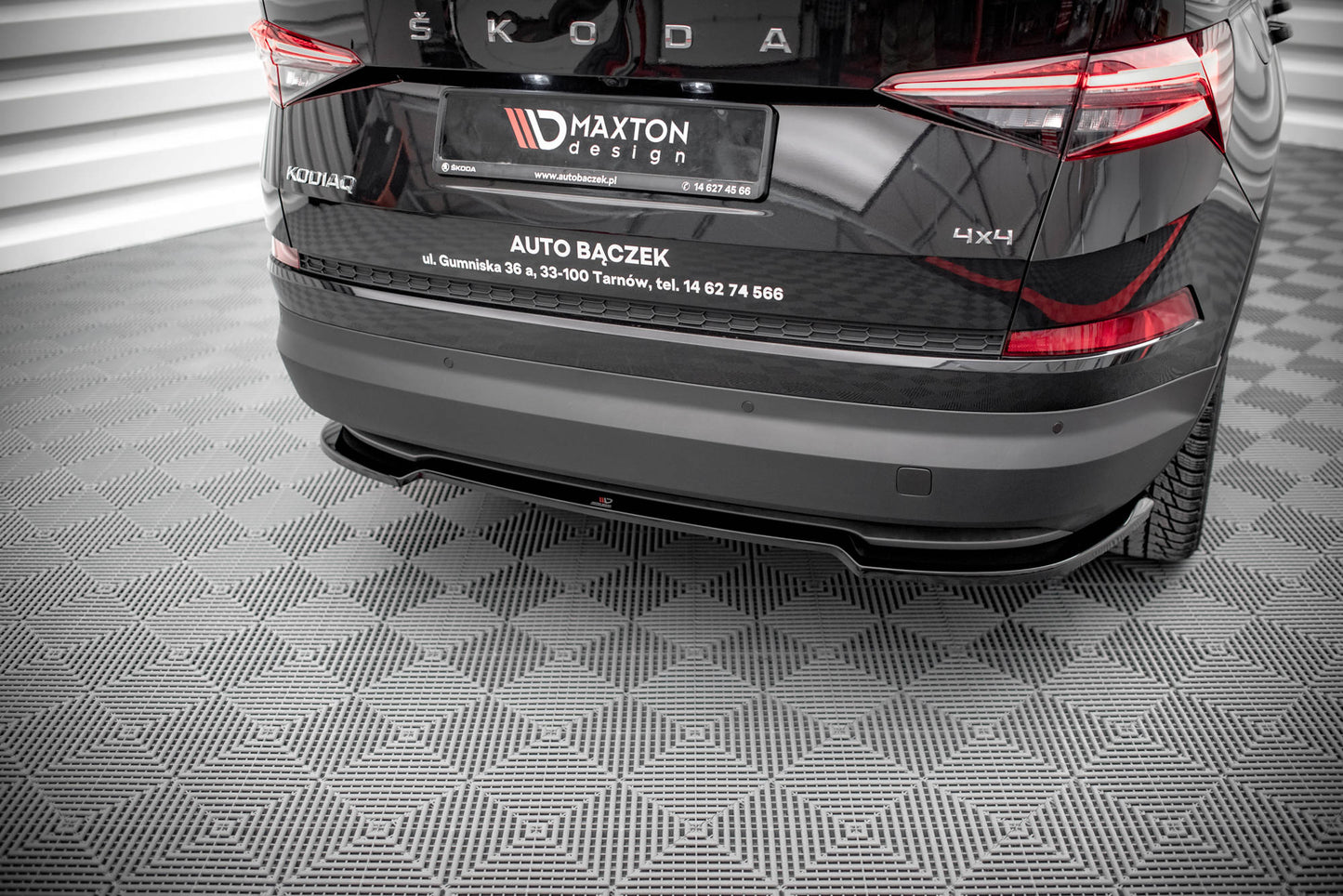 Mittlerer Diffusor Heck Ansatz für Skoda Kodiaq Mk1 Facelift schwarz matt