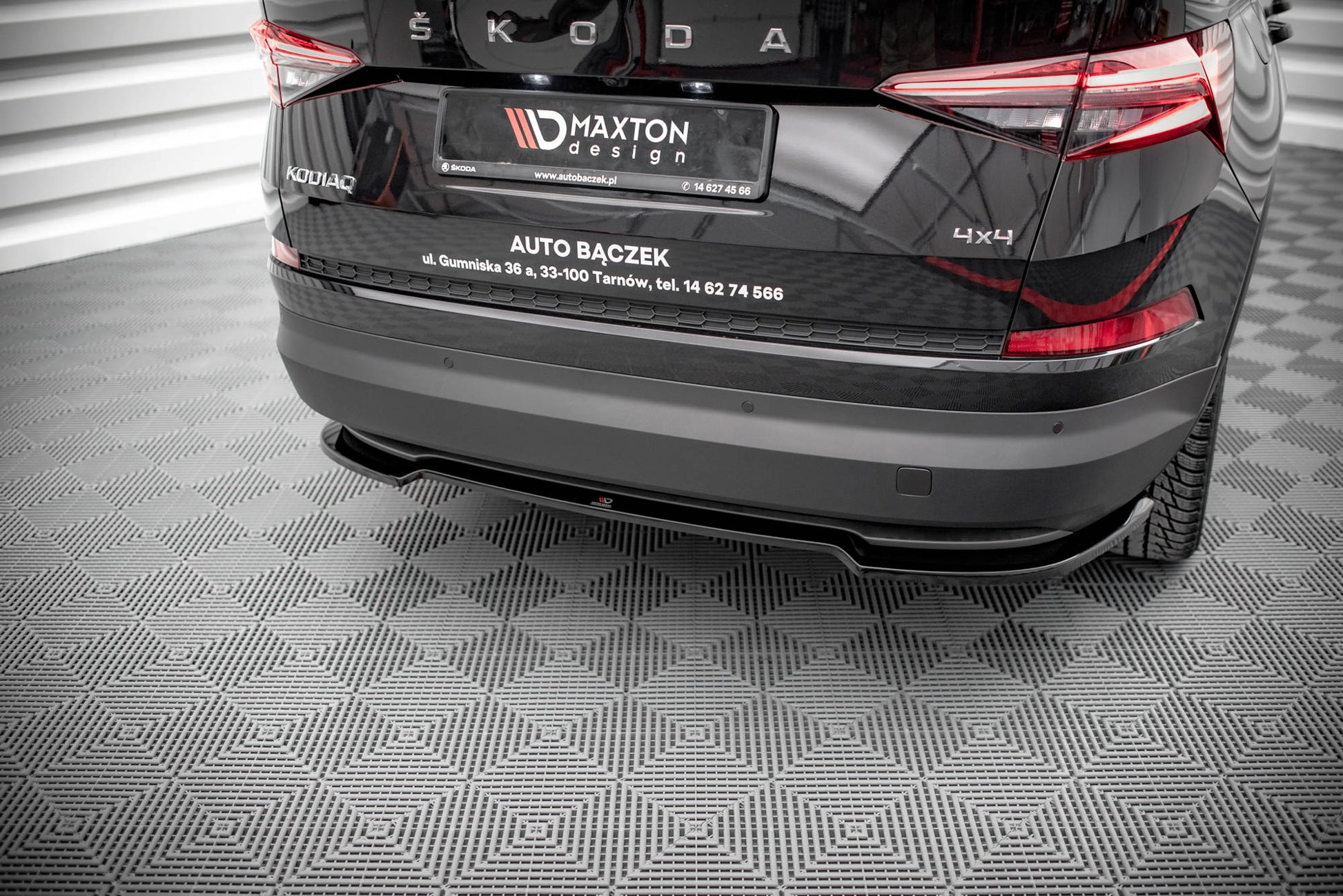 Mittlerer Diffusor Heck Ansatz für Skoda Kodiaq Mk1 Facelift schwarz matt