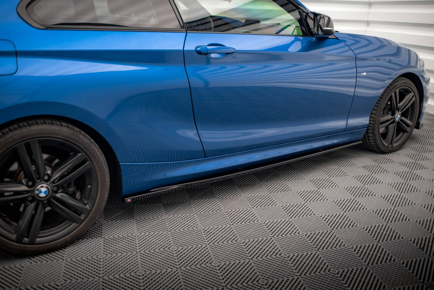 Seitenschweller Ansatz für BMW 2 M-Paket F22 schwarz Hochglanz