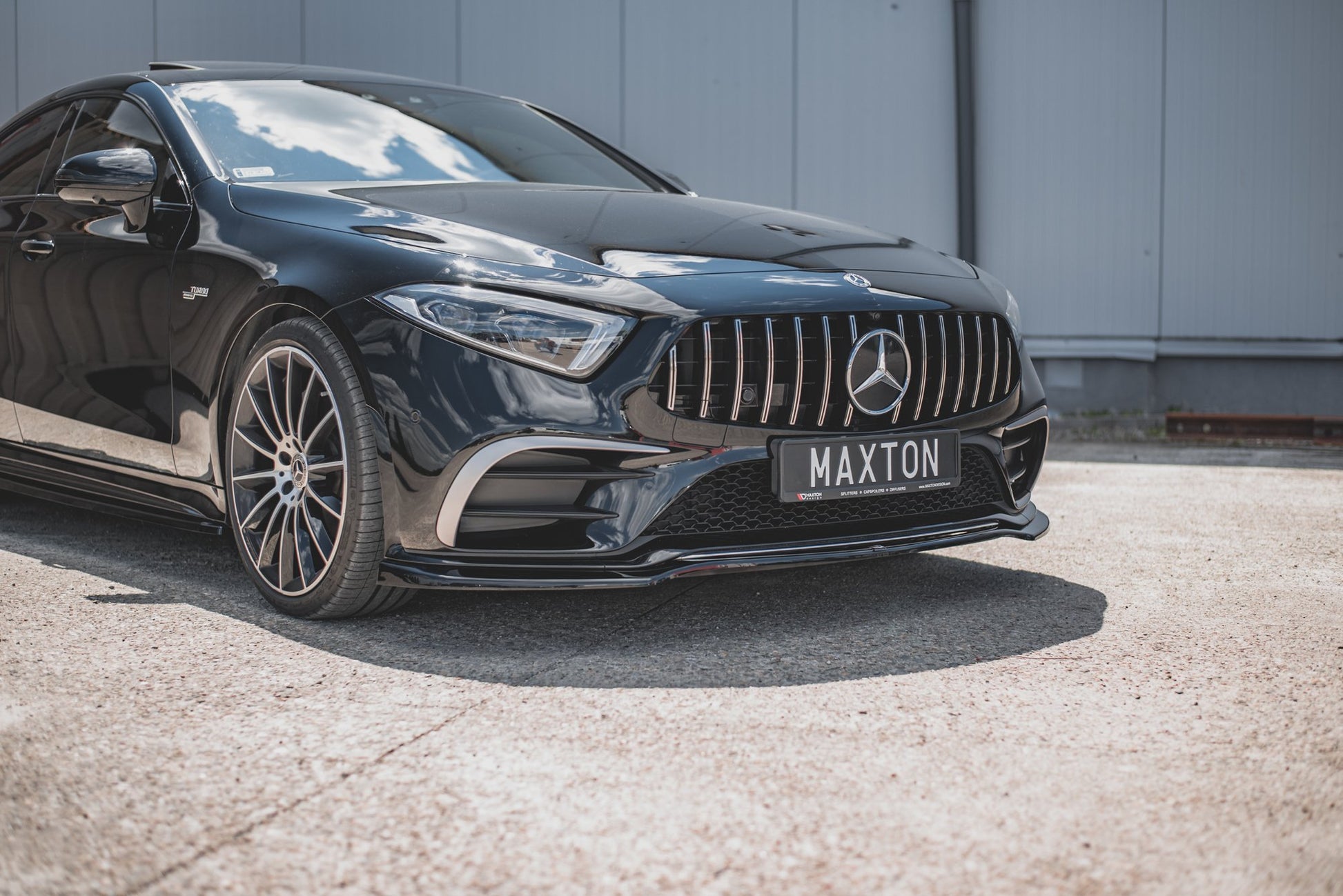 Front Ansatz V.3 für Mercedes-Benz CLS AMG-Line / 53AMG C257 Carbon Look