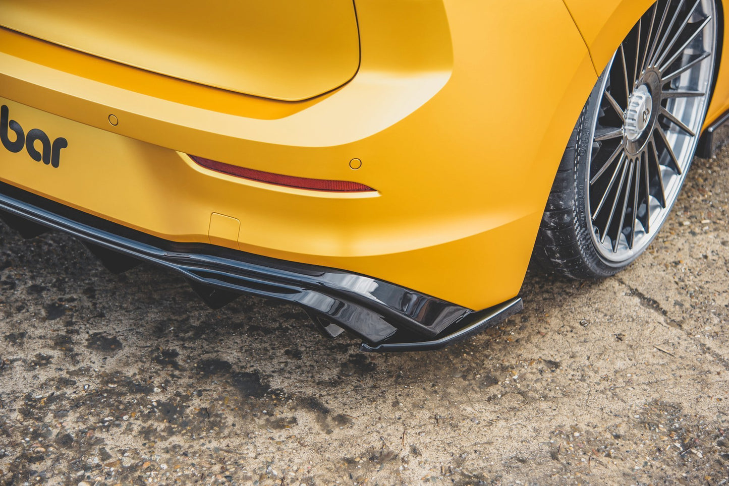 Heck Ansatz Flaps Diffusor für VW Golf 8  schwarz matt