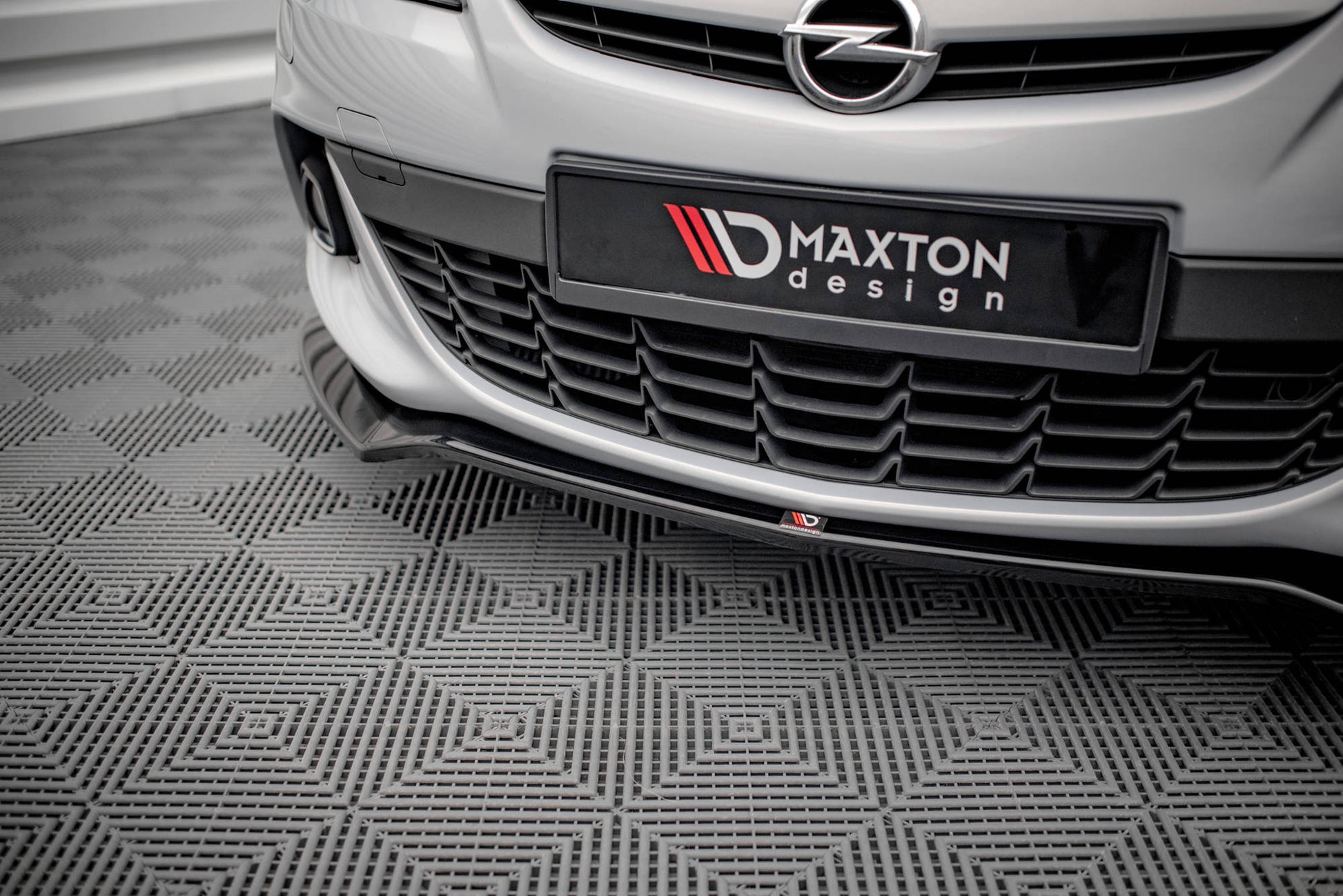 Front Ansatz V.2 für Opel Astra GTC OPC-Line J Carbon Look