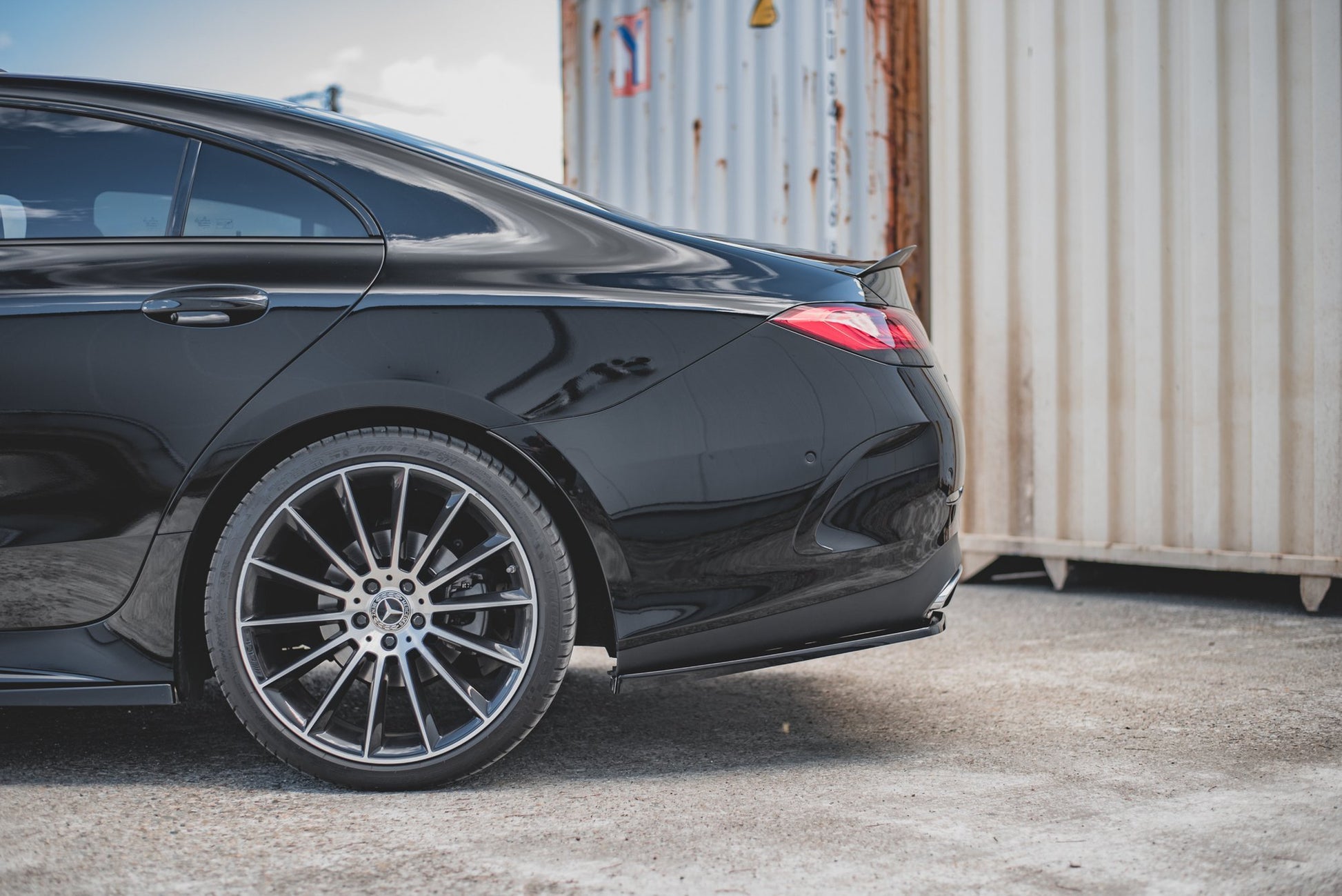 Mittlerer Diffusor Heck Ansatz für Mercedes-Benz CLS AMG-Line C257 schwarz matt