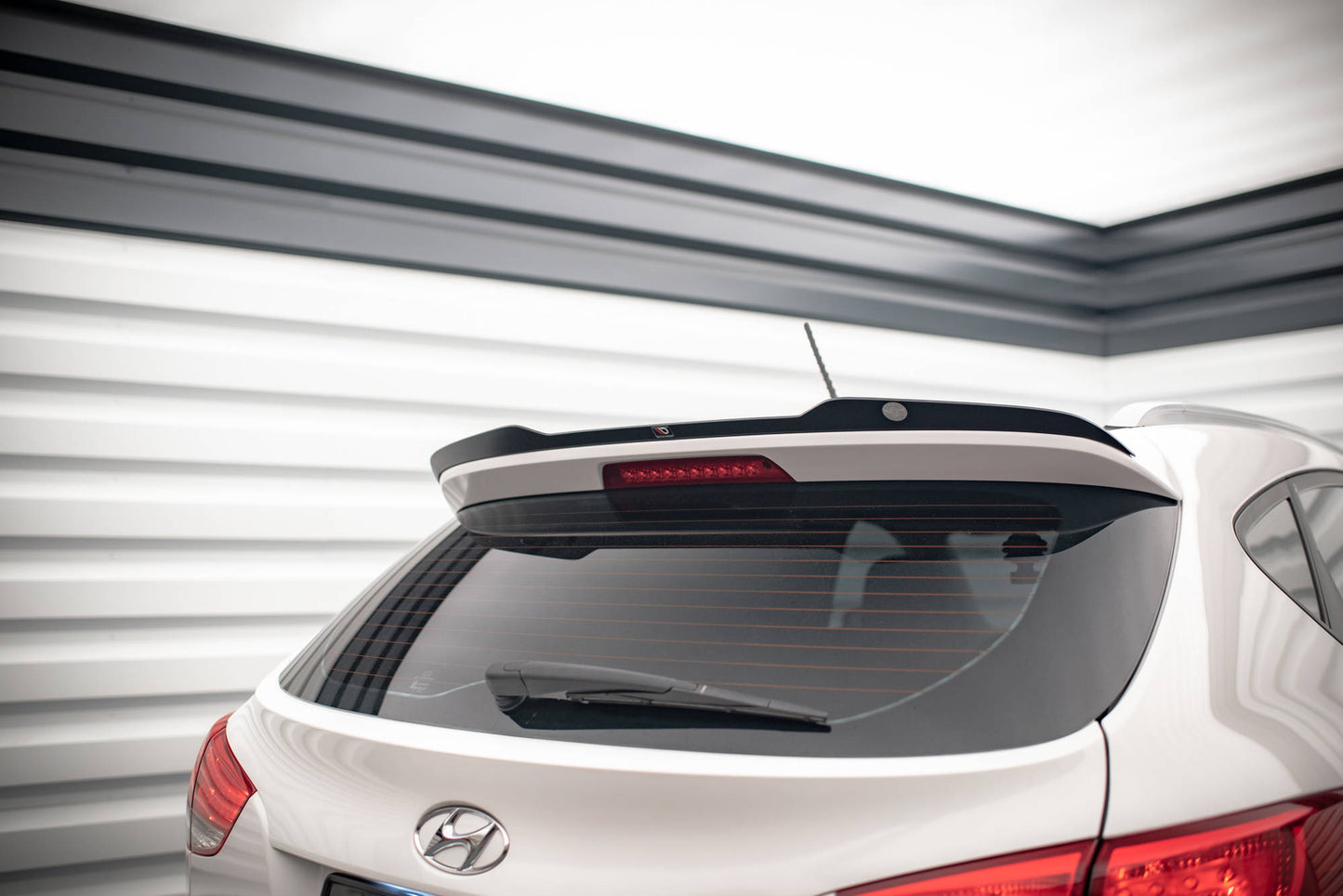 Spoiler CAP für Hyundai ix35 Mk1 Carbon Look