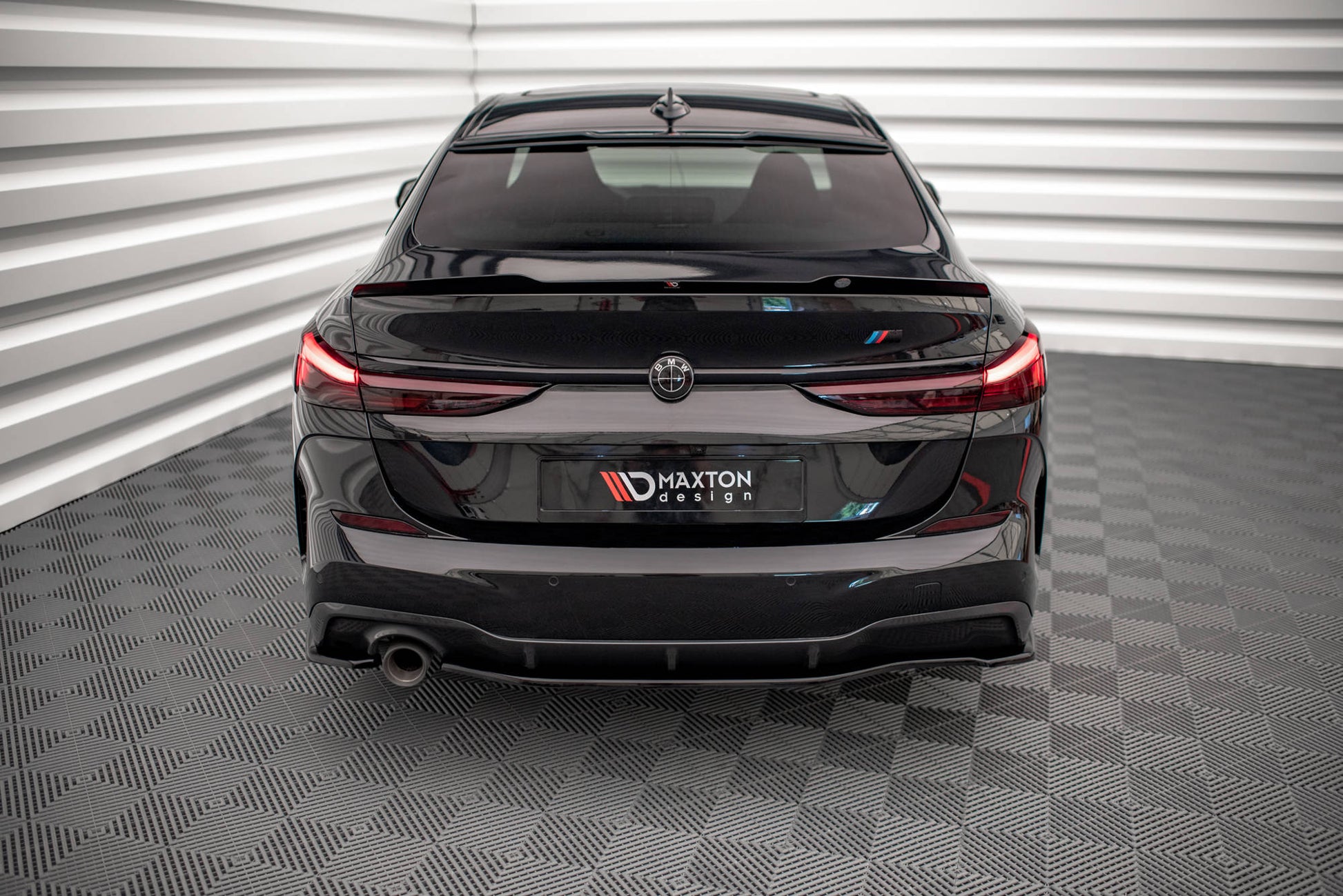 Heck Ansatz Flaps Diffusor für BMW 2 Gran Coupe M-Paket F44 Carbon Look