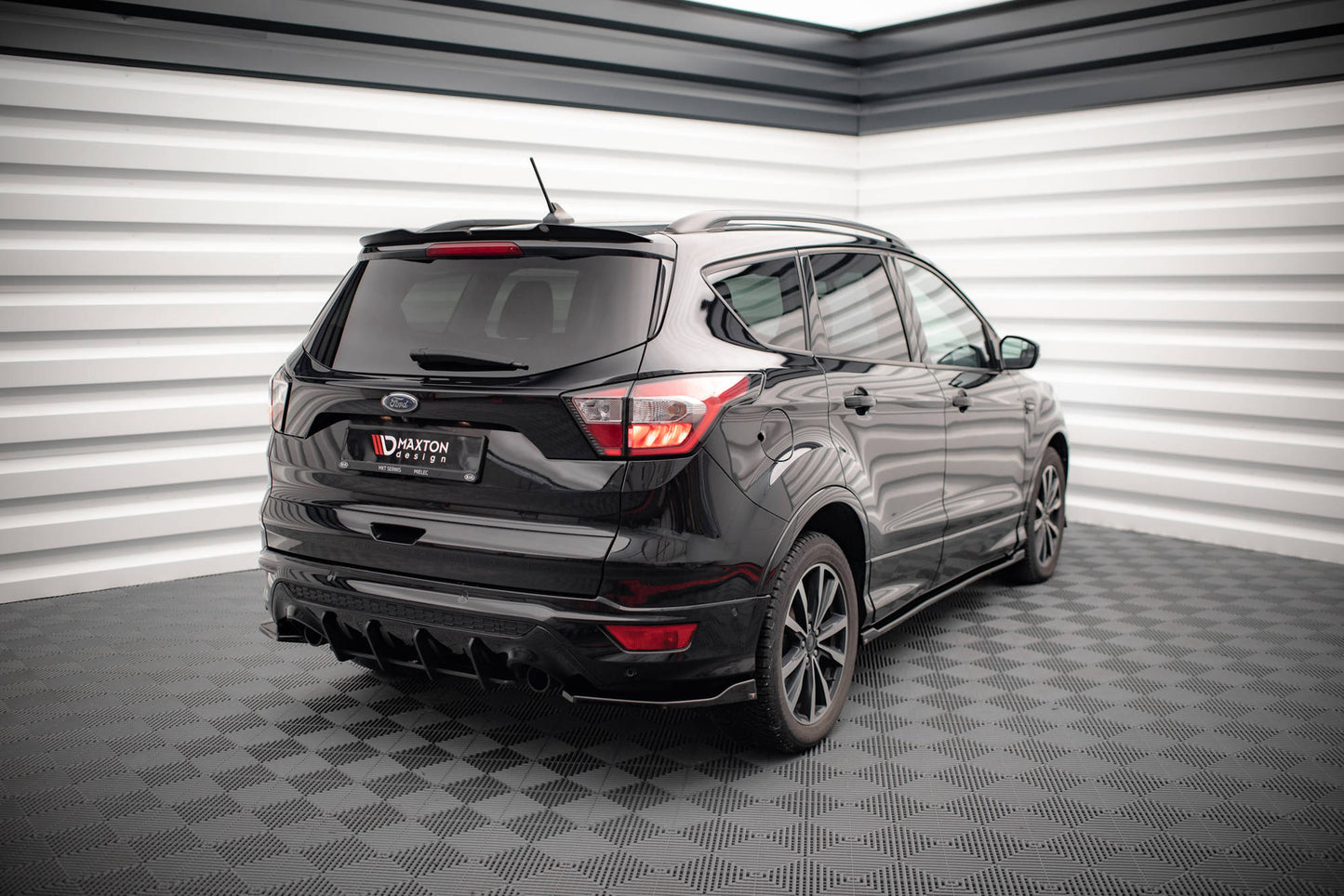 Heck Ansatz Flaps Diffusor für Ford Escape ST-Line Mk3 Carbon Look