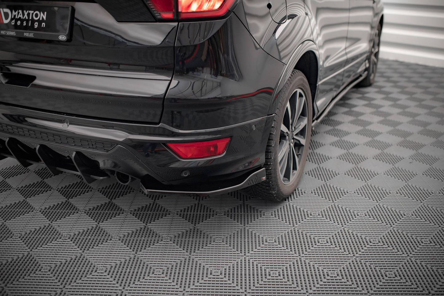 Heck Ansatz Flaps Diffusor für Ford Escape ST-Line Mk3 schwarz matt