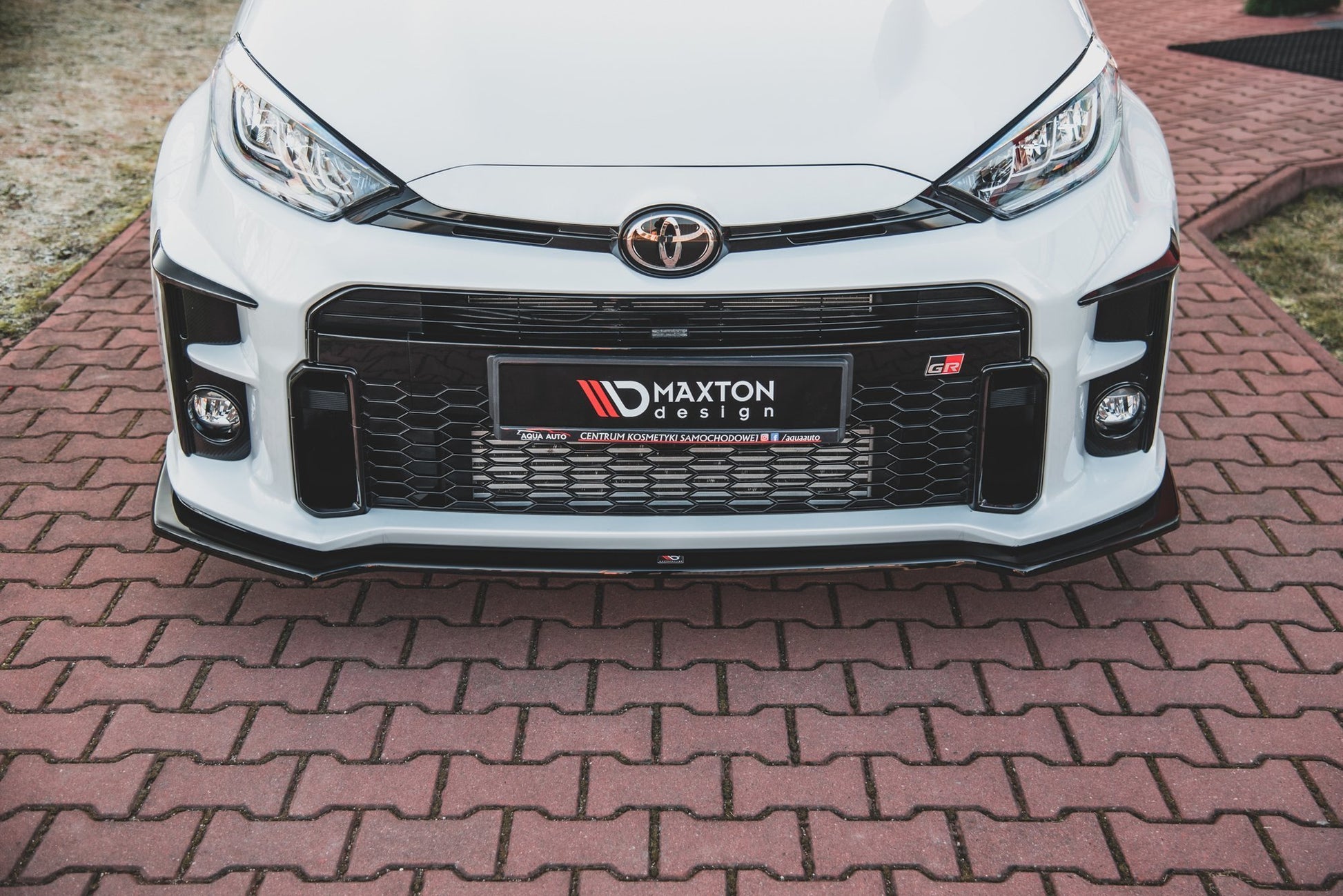 Front Ansatz V.1 für Toyota GR Yaris Mk4 schwarz matt