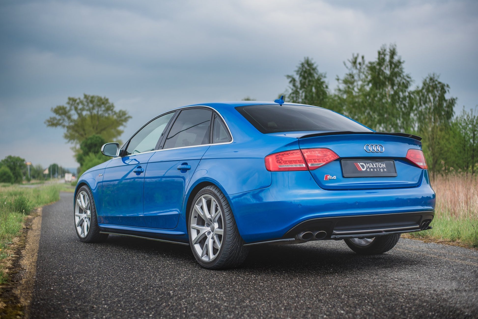 Heck Ansatz Flaps Diffusor für Audi S4 / A4 S-Line B8 Limousine Carbon Look