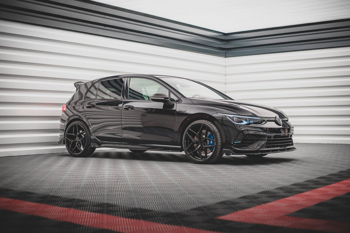 Heck Ansatz Flaps Diffusor +Flaps für V.2 Volkswagen Golf R Mk8