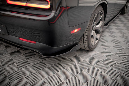 Heck Ansatz Flaps Diffusor für Dodge Challenger RT Mk3 Facelift Carbon Look
