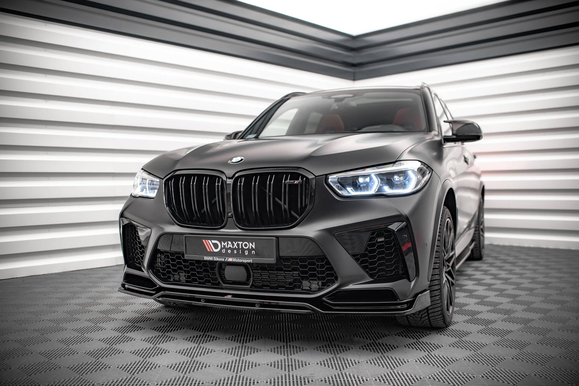 Front Ansatz V.3 für BMW  X5M F95 schwarz Hochglanz