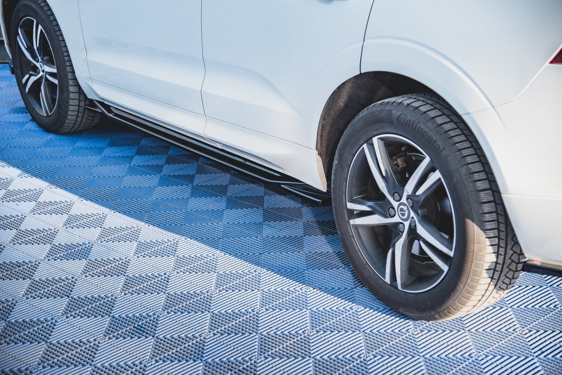 Seitenschweller Ansatz für Volvo XC60 Mk2 R-Design schwarz Hochglanz