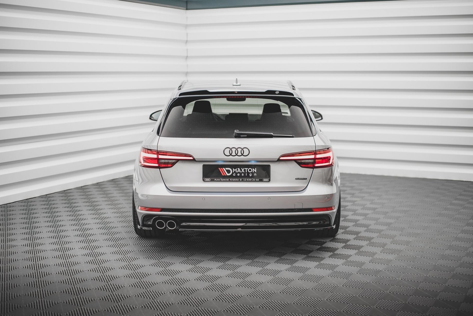 Heck Ansatz Flaps Diffusor V.2 für Audi A4 S-Line B9 Carbon Look