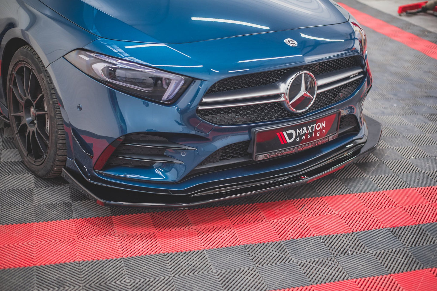 Front Ansatz V.3 für Mercedes A35 AMG Aero W177  schwarz Hochglanz