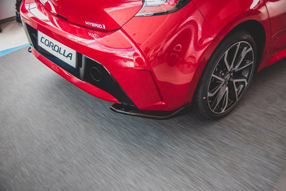 Heck Ansatz Flaps Diffusor für Toyota Corolla XII Hatchback Carbon Look