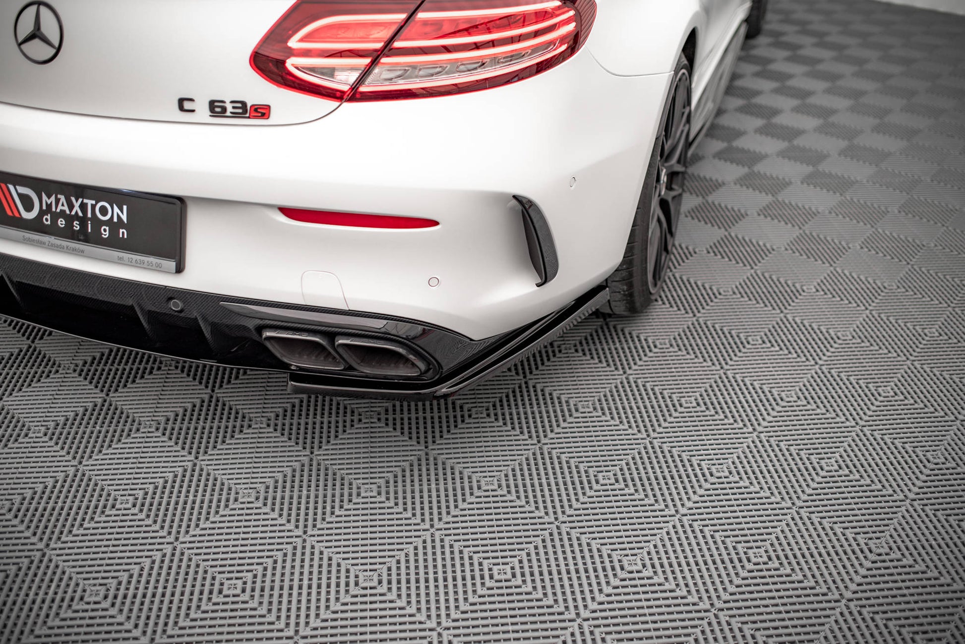 Heck Ansatz Flaps Diffusor für Mercedes-AMG C 63 AMG Coupe C205 Facelift schwarz matt