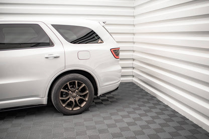 Heck Ansatz Flaps Diffusor für Dodge Durango RT Mk3 schwarz matt