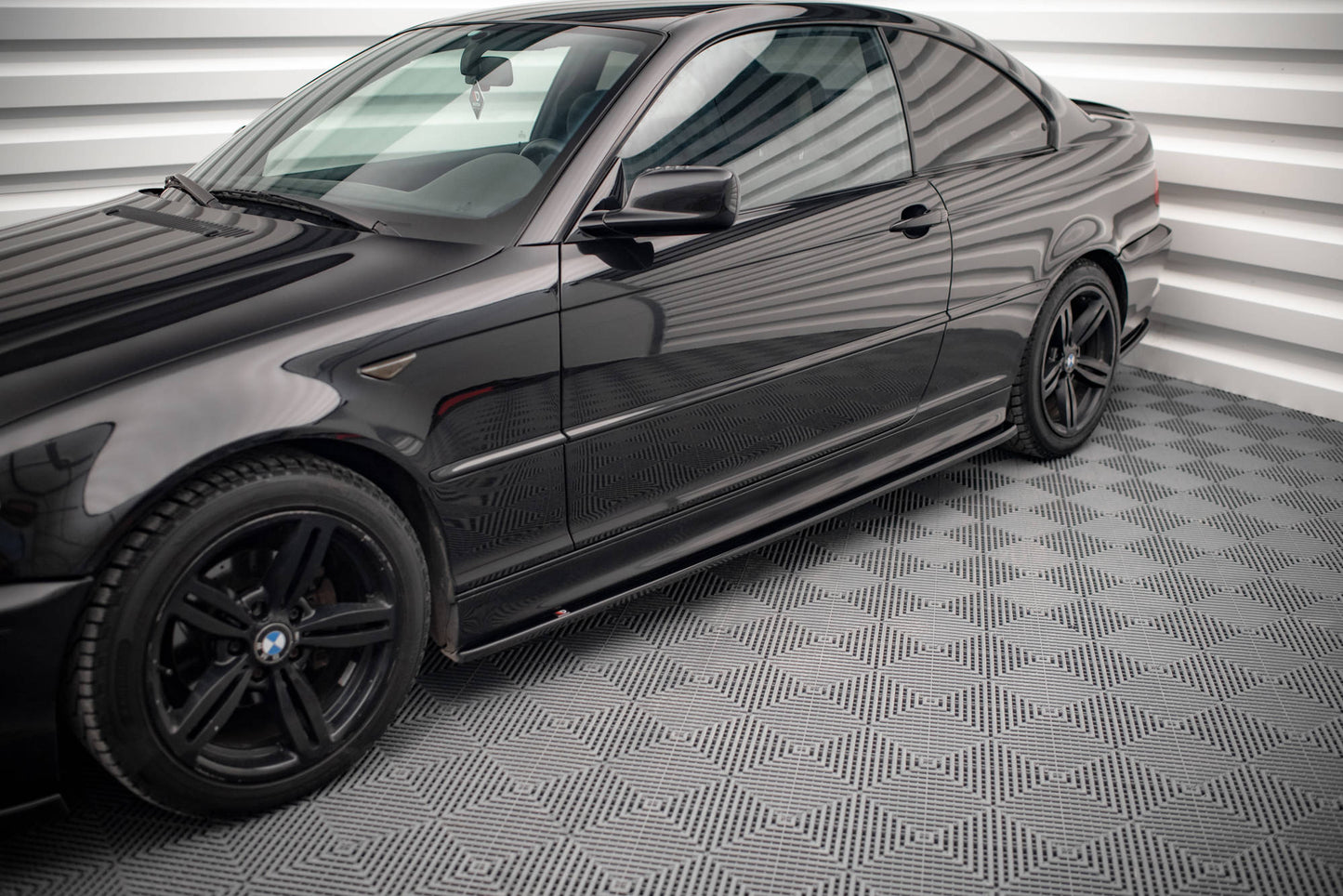 Seitenschweller Ansatz für V.2 für BMW 3er Coupe M-Paket E46 Carbon Look