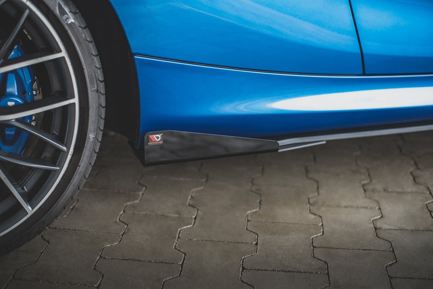 Side Flaps BMW 1er F21 M135i / M140i / M-Paket schwarz Hochglanz