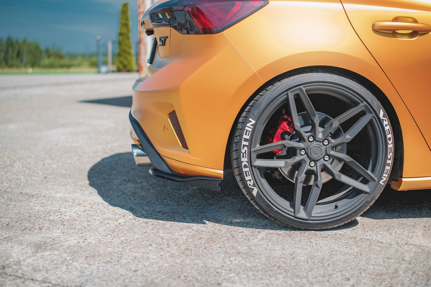 Heck Ansatz Flaps Diffusor V.2 für Ford Focus ST Mk4  Carbon Look