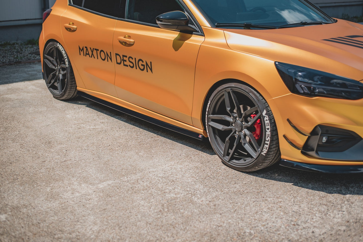 Seitenschweller Ansatz für V.5 Ford Focus ST / ST-Line Mk4 schwarz Hochglanz