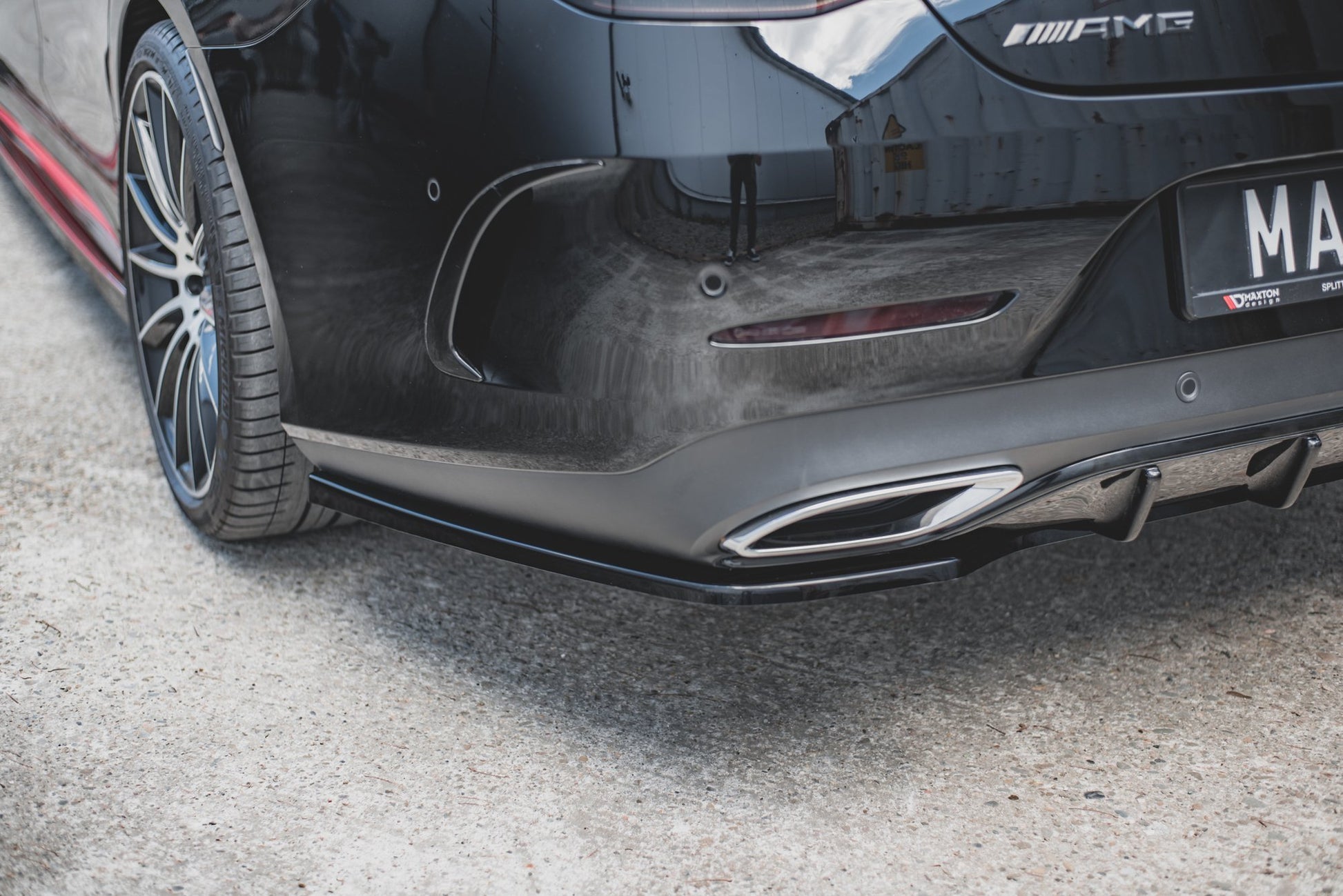 Mittlerer Diffusor Heck Ansatz für Mercedes-Benz CLS AMG-Line C257 schwarz matt
