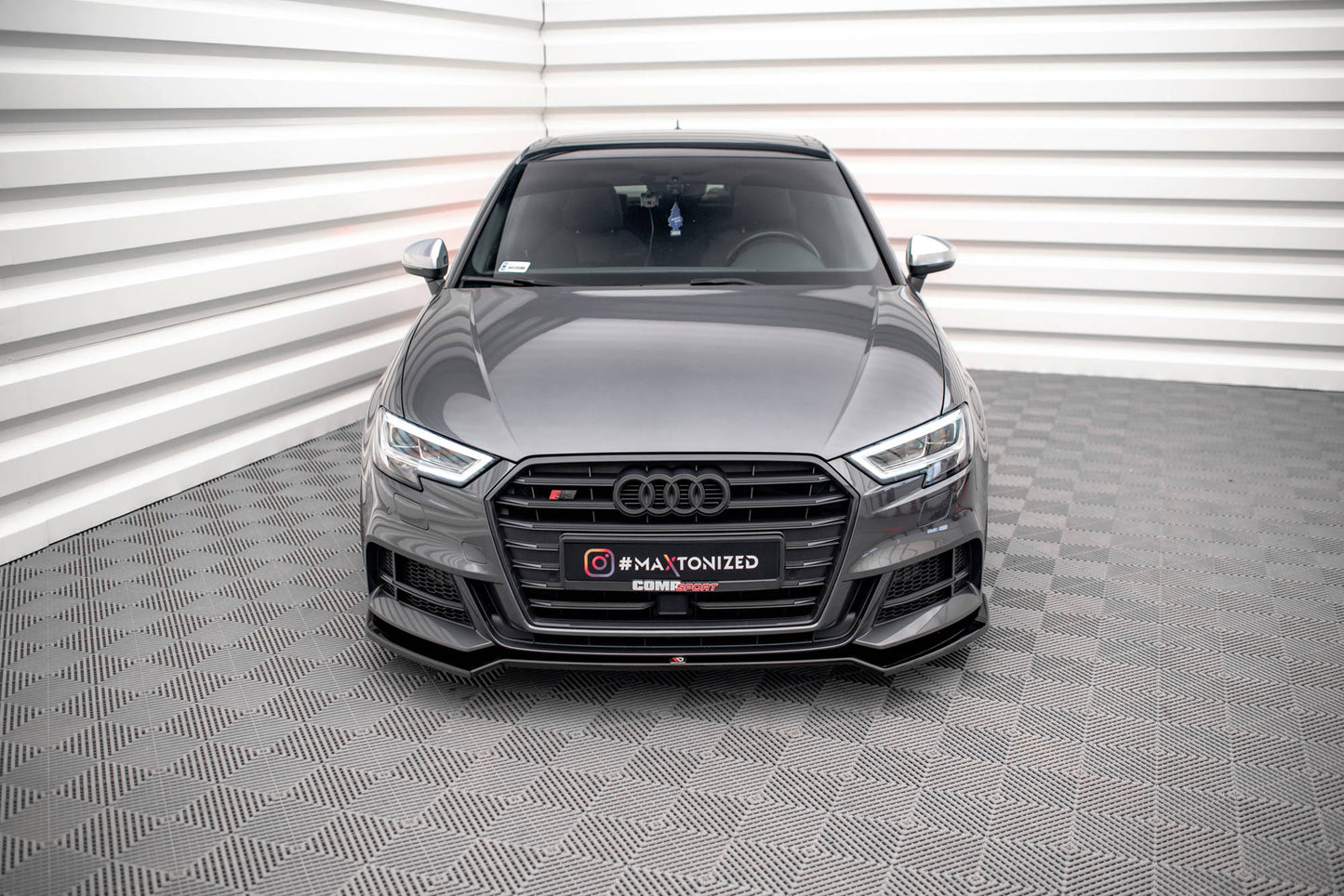 Front Ansatz V.2 für Audi S3 Sportback 8V Facelift Carbon Look