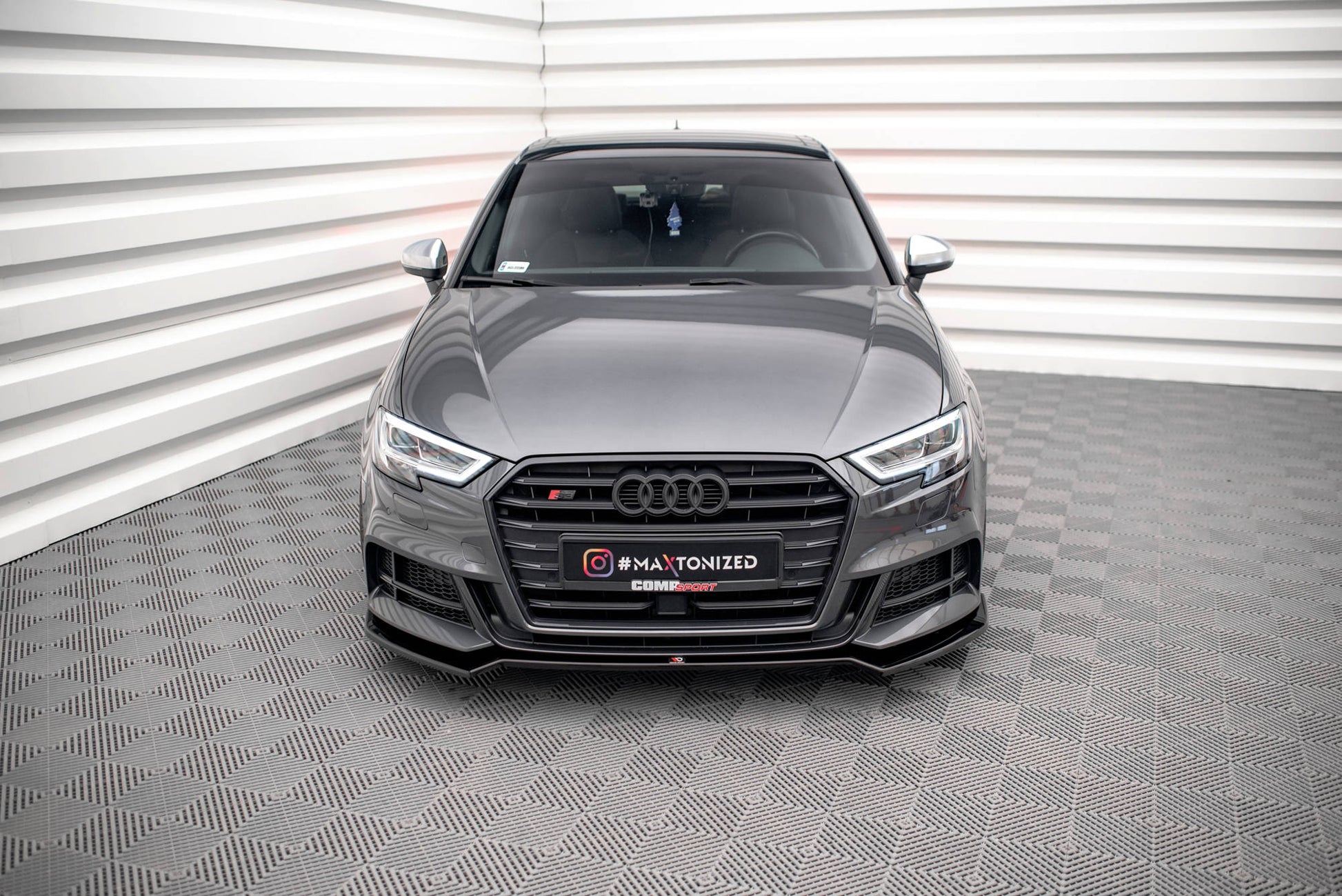 Front Ansatz V.2 für Audi S3 Sportback 8V Facelift Carbon Look