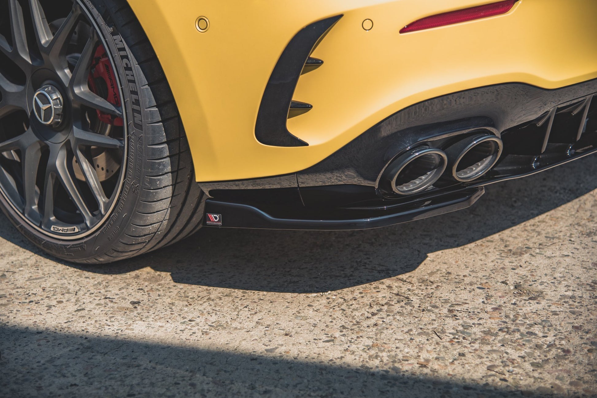 Heck Ansatz Flaps Diffusor für Mercedes-AMG A 45 S W177 Carbon Look