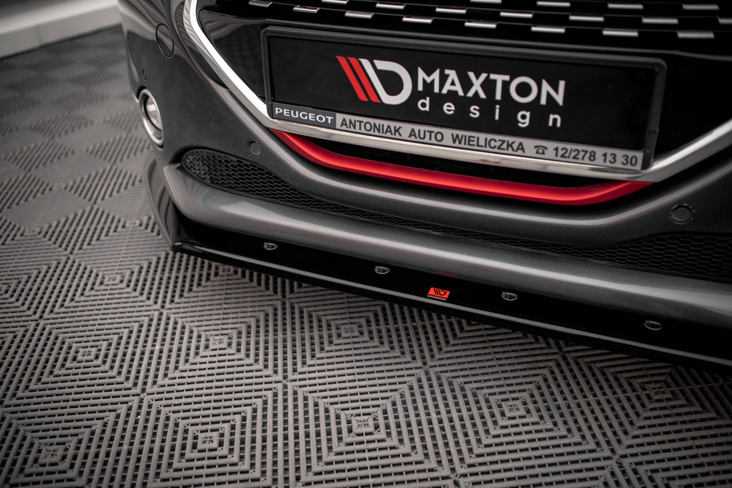 Front Ansatz V.1 für Peugeot 208 GTi Mk1 schwarz matt