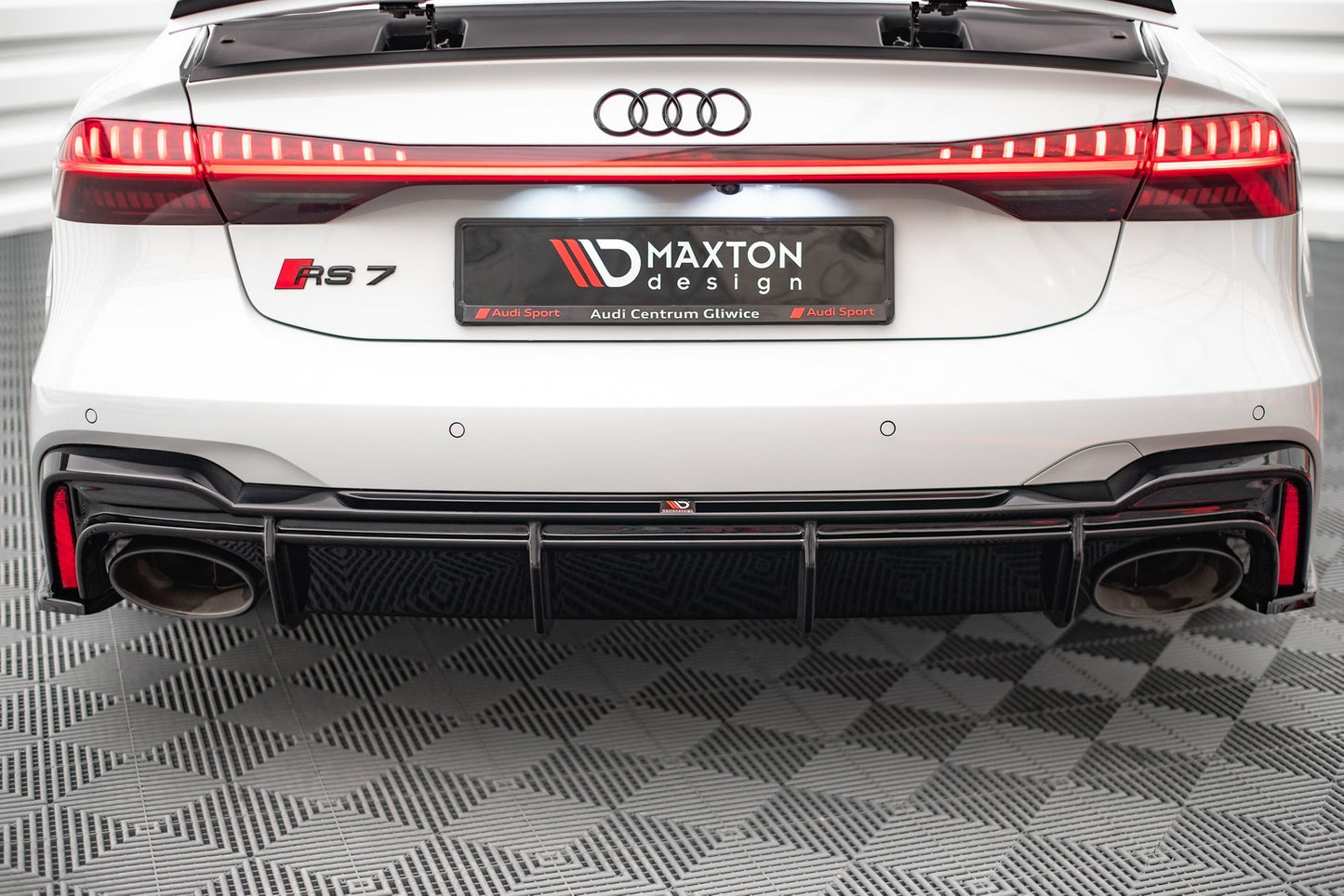 Diffusor Heck Ansatz für Audi RS6 C8 / RS7 C8 schwarz matt