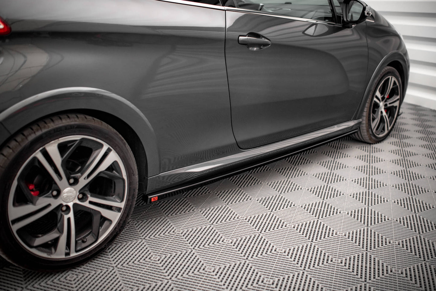 Seitenschweller Ansatz für Peugeot 208 GTi Mk1 schwarz matt