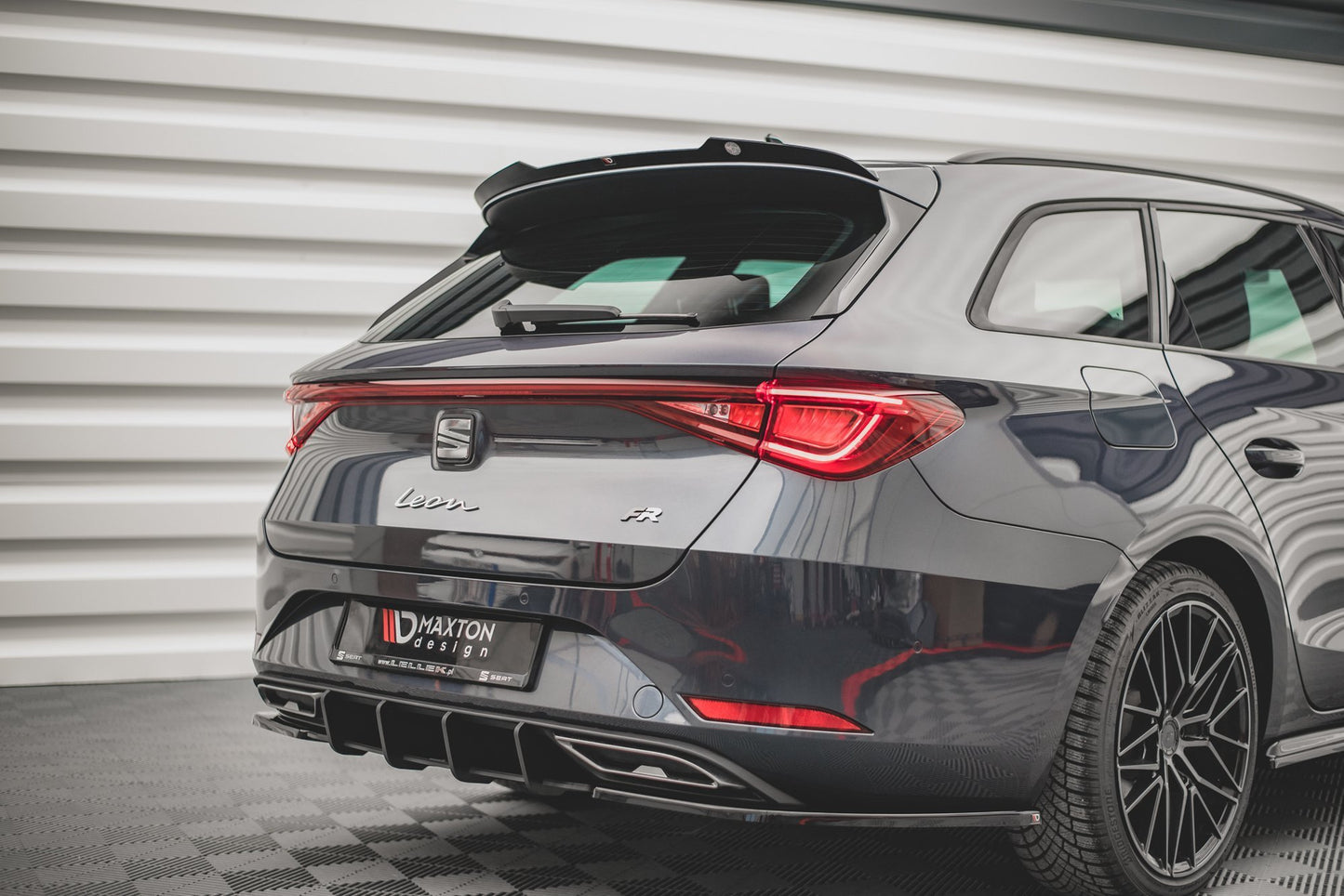 Spoiler CAP für Seat Leon FR ST Mk4 Carbon Look