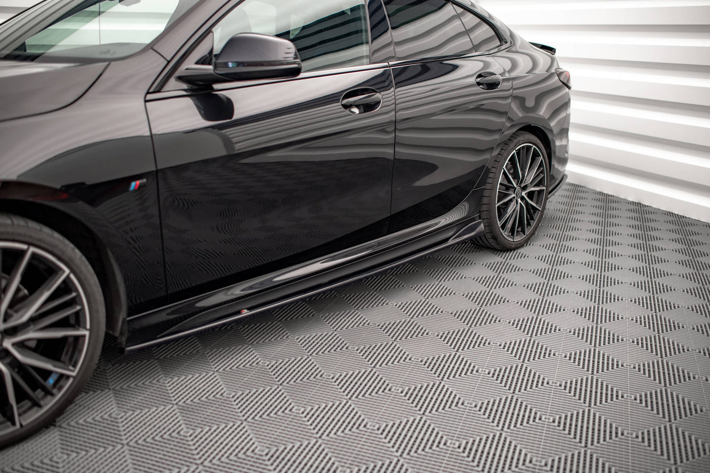 Seitenschweller Ansatz für V.2 für BMW 2 Gran Coupe M-Paket / M235i F44 Carbon Look