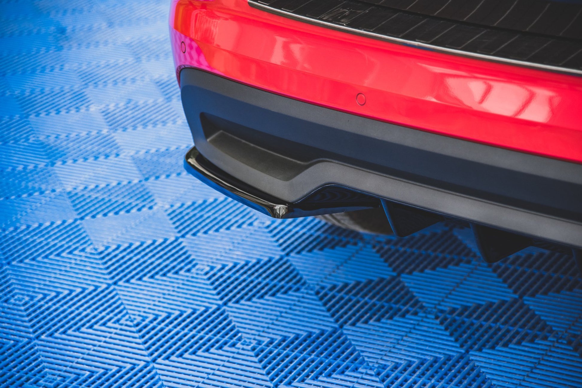 Heck Ansatz Flaps Diffusor für Skoda Kamiq schwarz Hochglanz