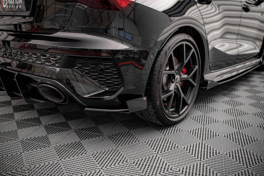 Hintere Seiten Flaps für Audi RS3 Sportback 8Y schwarz Hochglanz