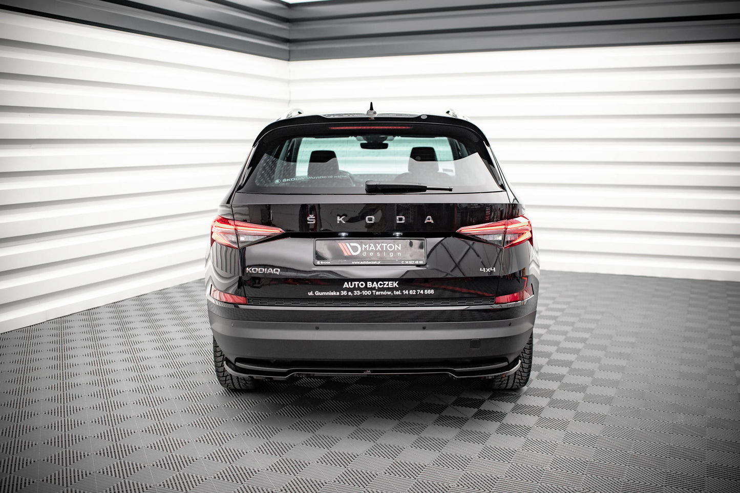 Mittlerer Diffusor Heck Ansatz für Skoda Kodiaq Mk1 Facelift schwarz matt