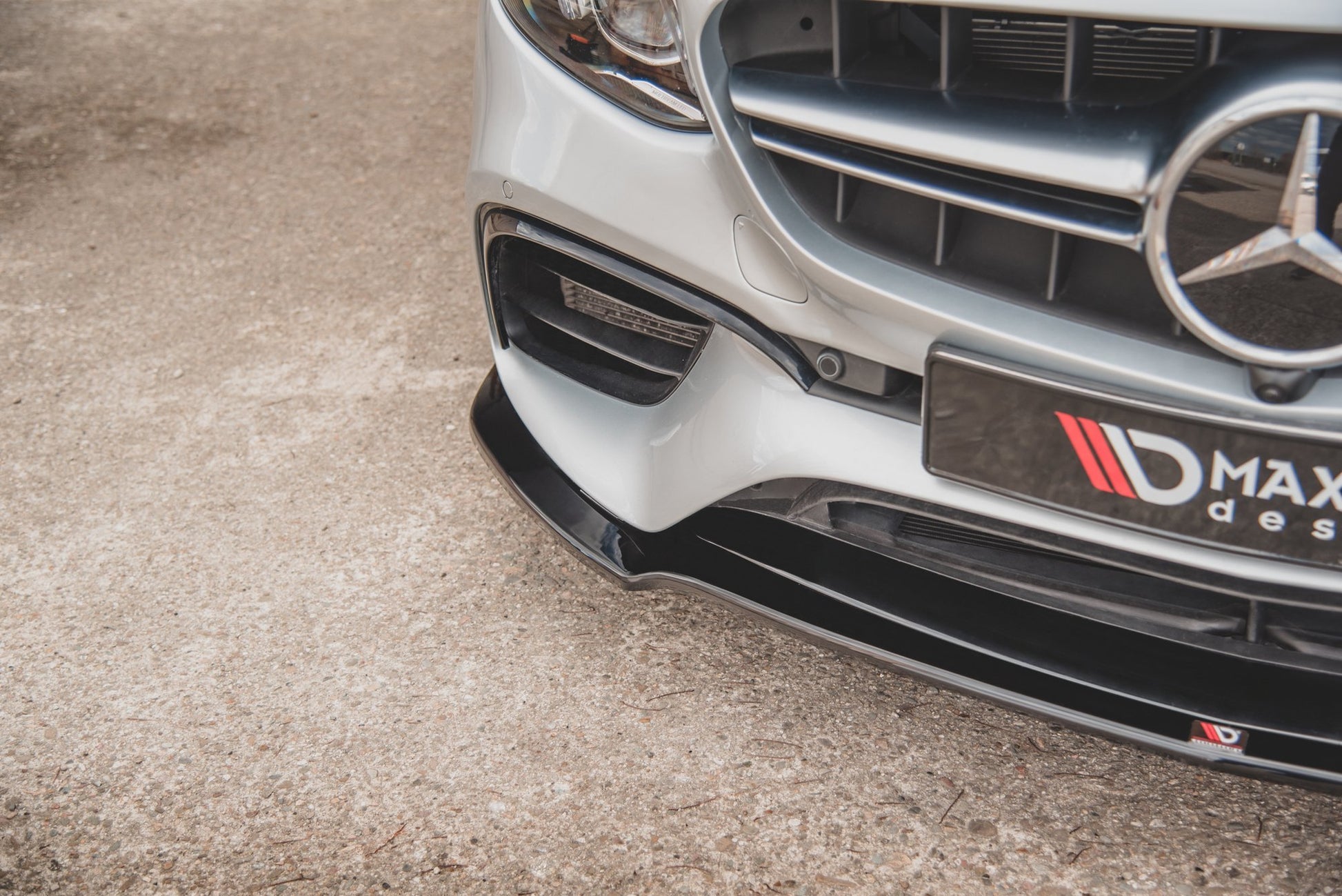 Front Ansatz V.1 für Mercedes-Benz E63 AMG Kombi/Limousine S213/W213 Carbon Look