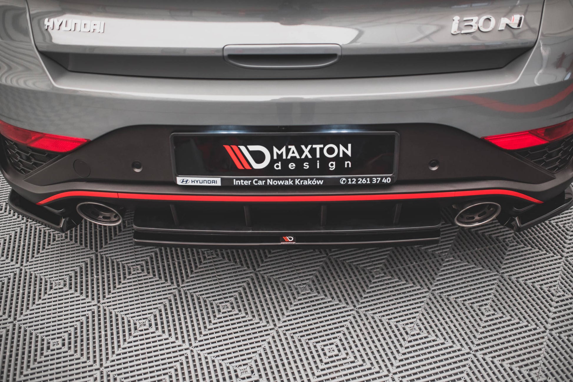 Mittlerer Diffusor Heck Ansatz für Hyundai I30 N Hatchback Mk3 Facelift schwarz Hochglanz