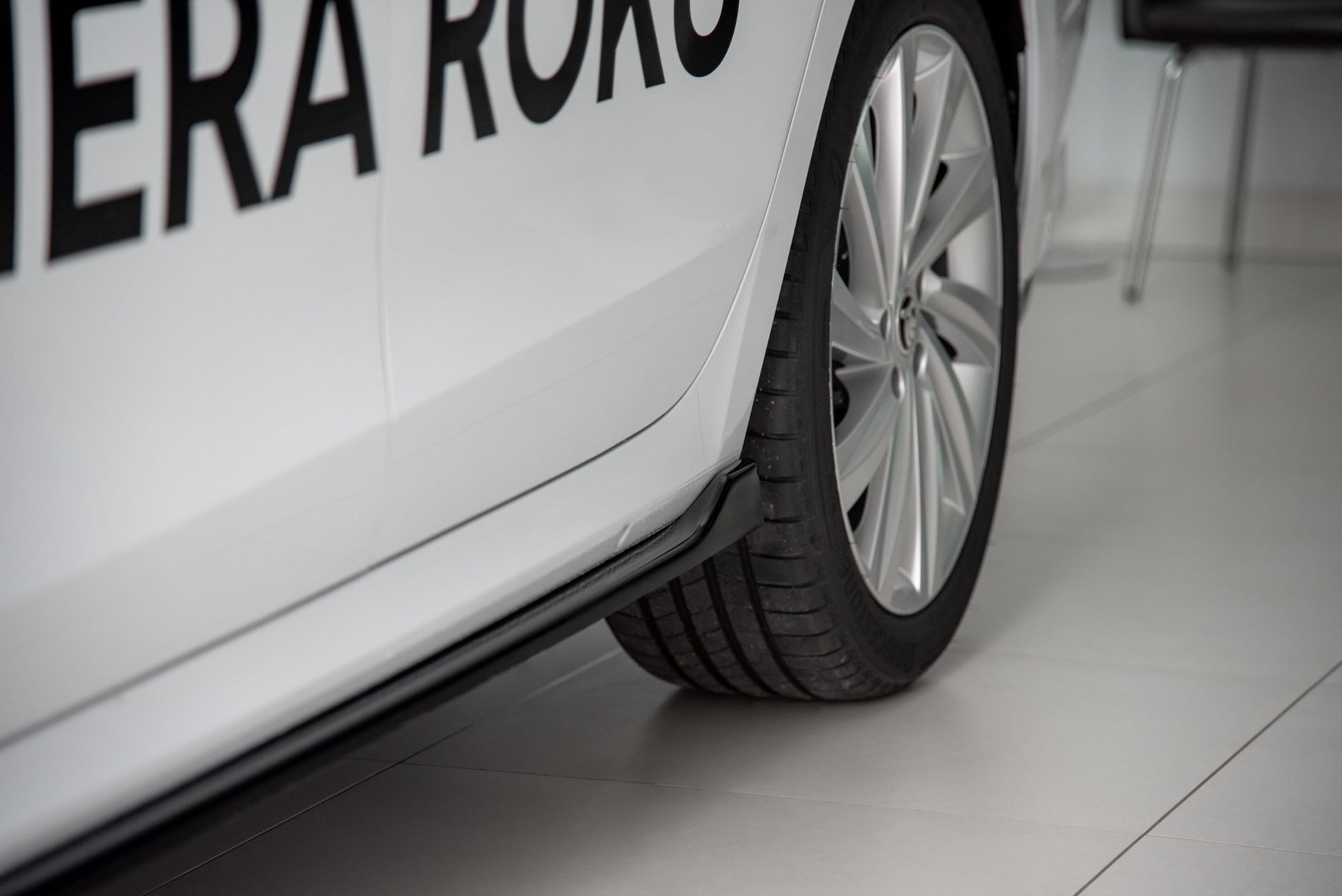 Seitenschweller Ansatz für V.1 für Skoda Octavia Mk4  schwarz matt