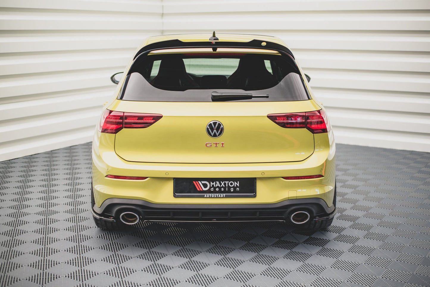 Mittlerer Diffusor Heck Ansatz für Volkswagen Golf 8 GTI Clubsport Carbon Look